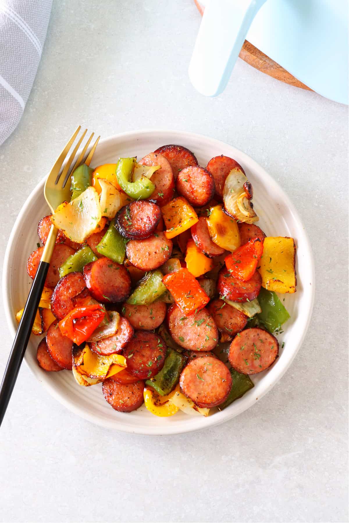 air-fryer-sausages-peppers-and-onions-recipe