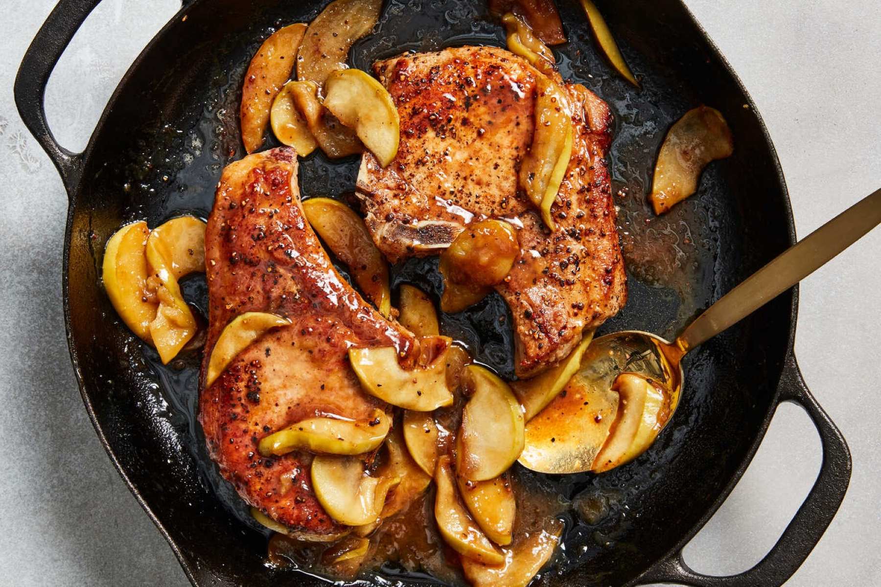 caramel-apple-pork-chops-recipe