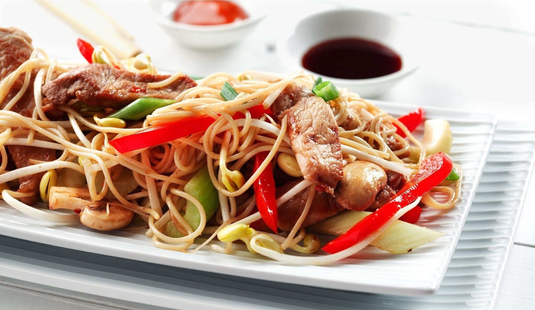 italian-stir-fried-pork-pasta-recipe