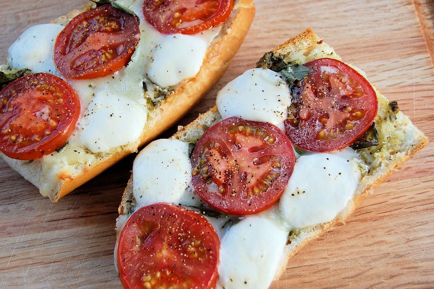 open-face-mozzarella-sandwich-recipe