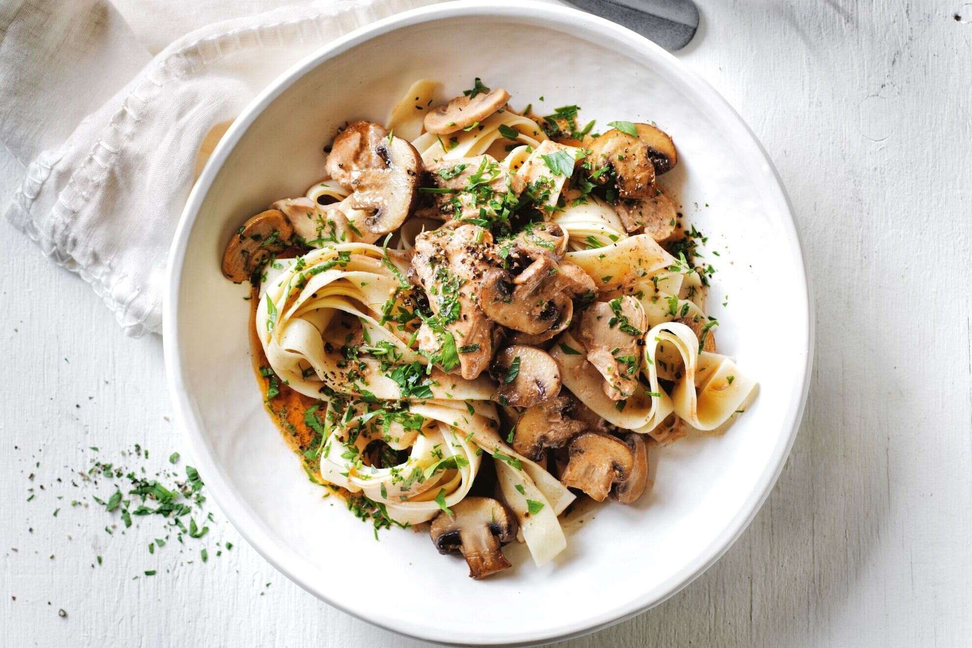 slow-cooker-chicken-stroganoff-recipe