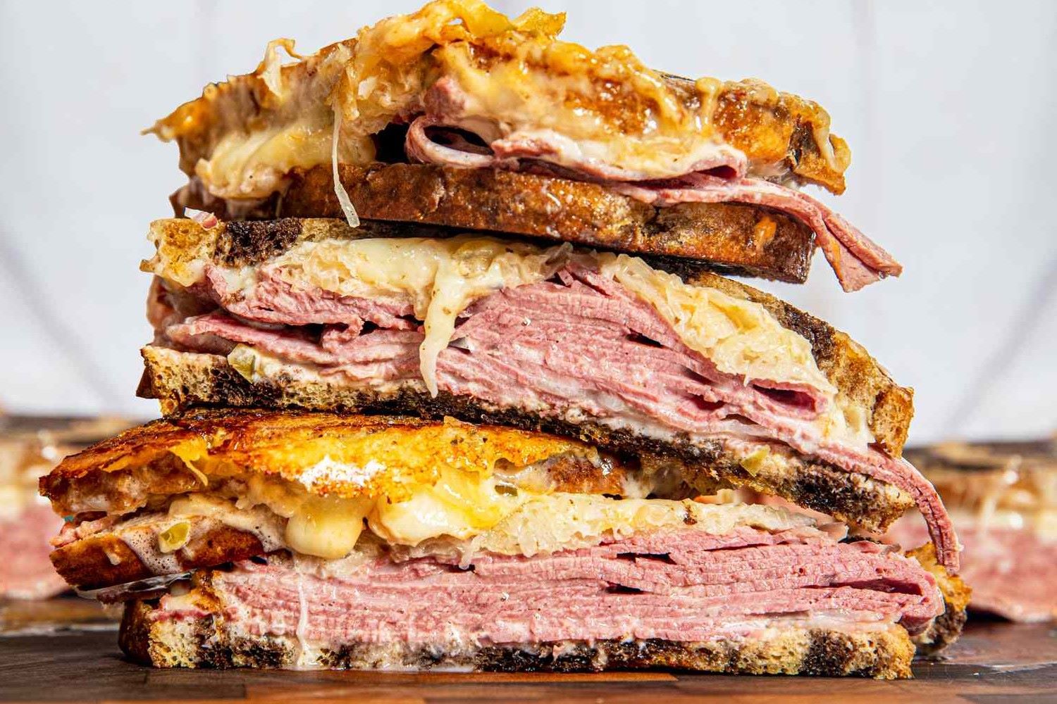 slow-cooker-corned-beef-reuben-sandwiches-recipe