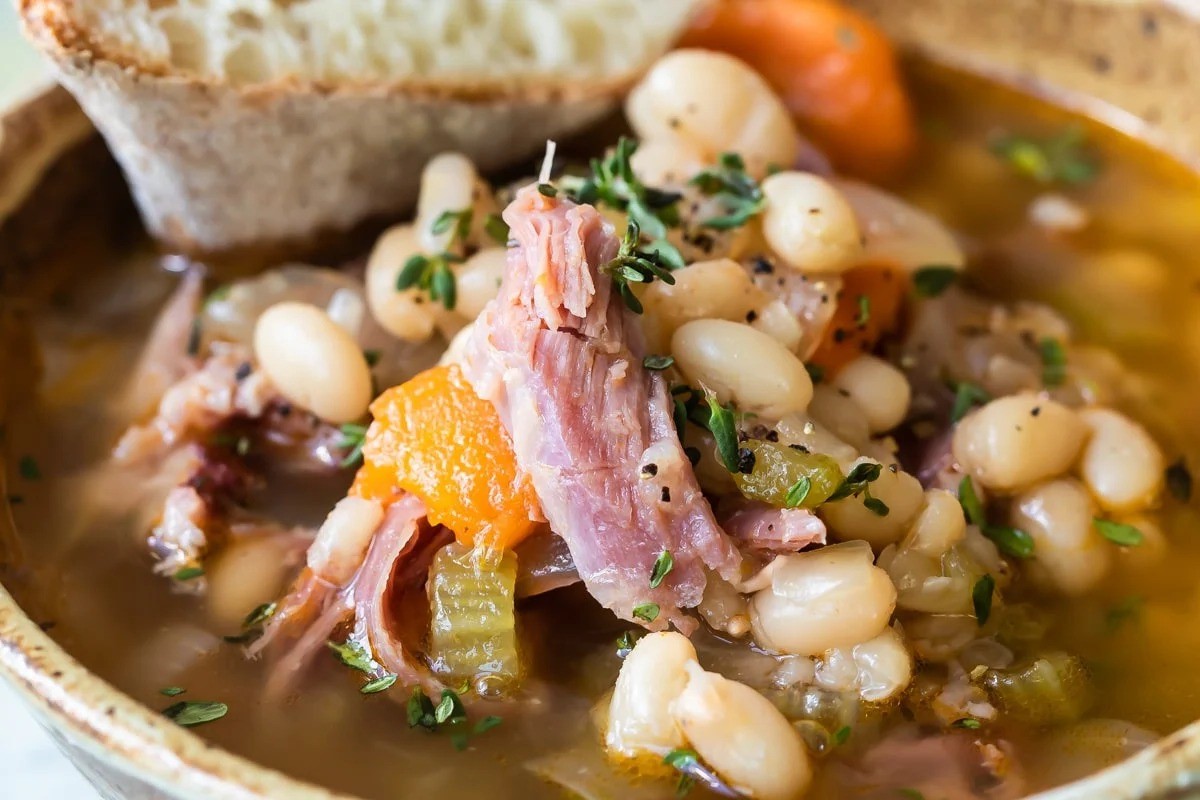 slow-cooker-ham-and-beans-recipe