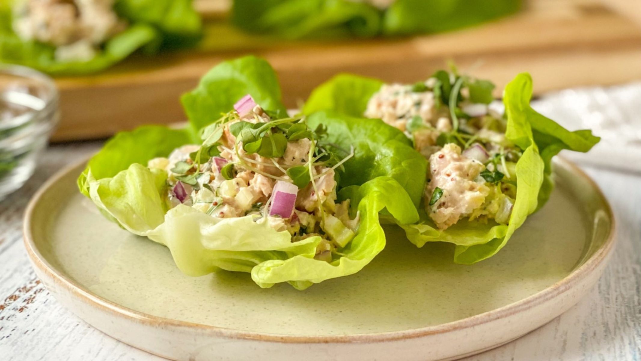 tuna-lettuce-wraps-recipe