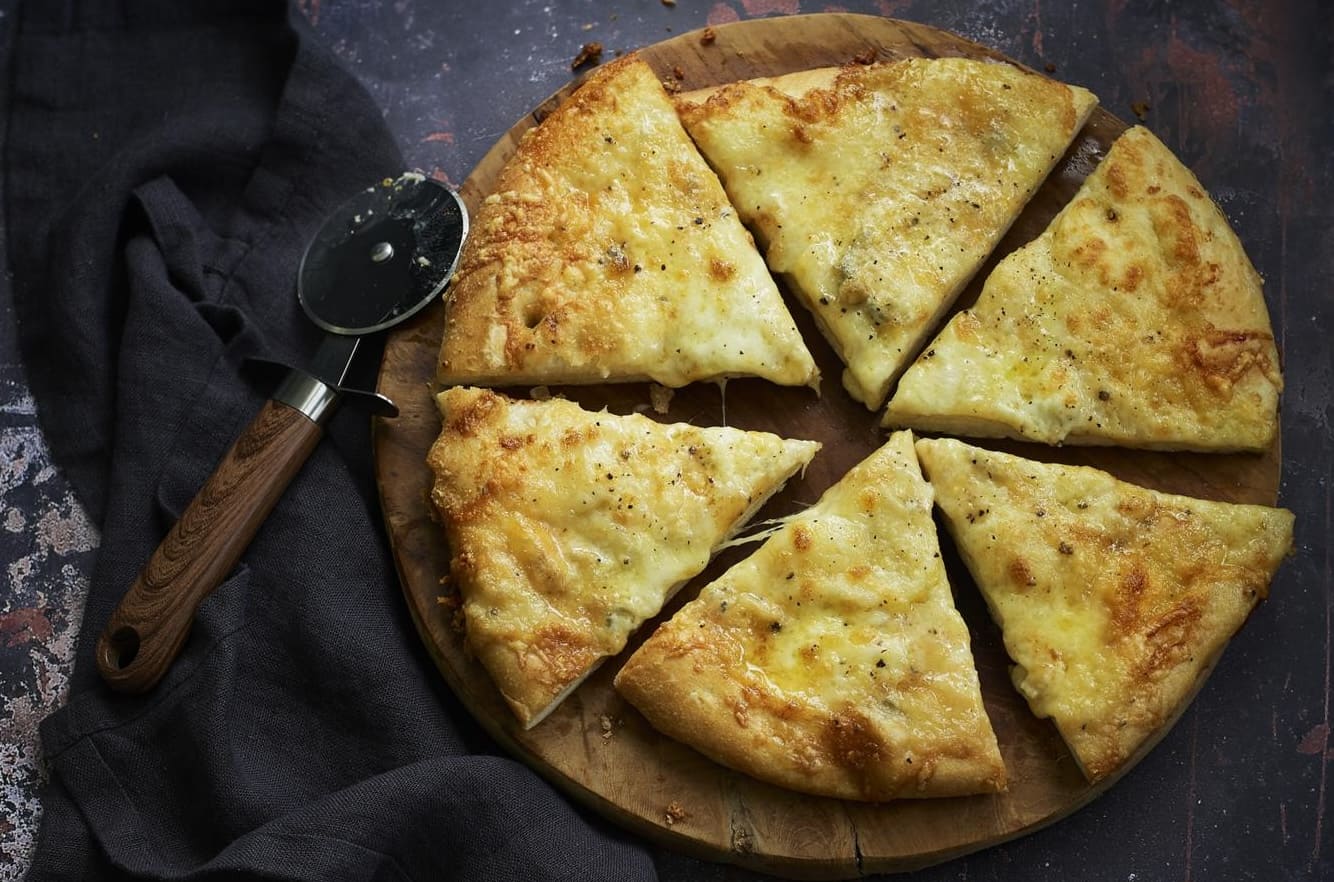 four-cheese-pizza-recipe