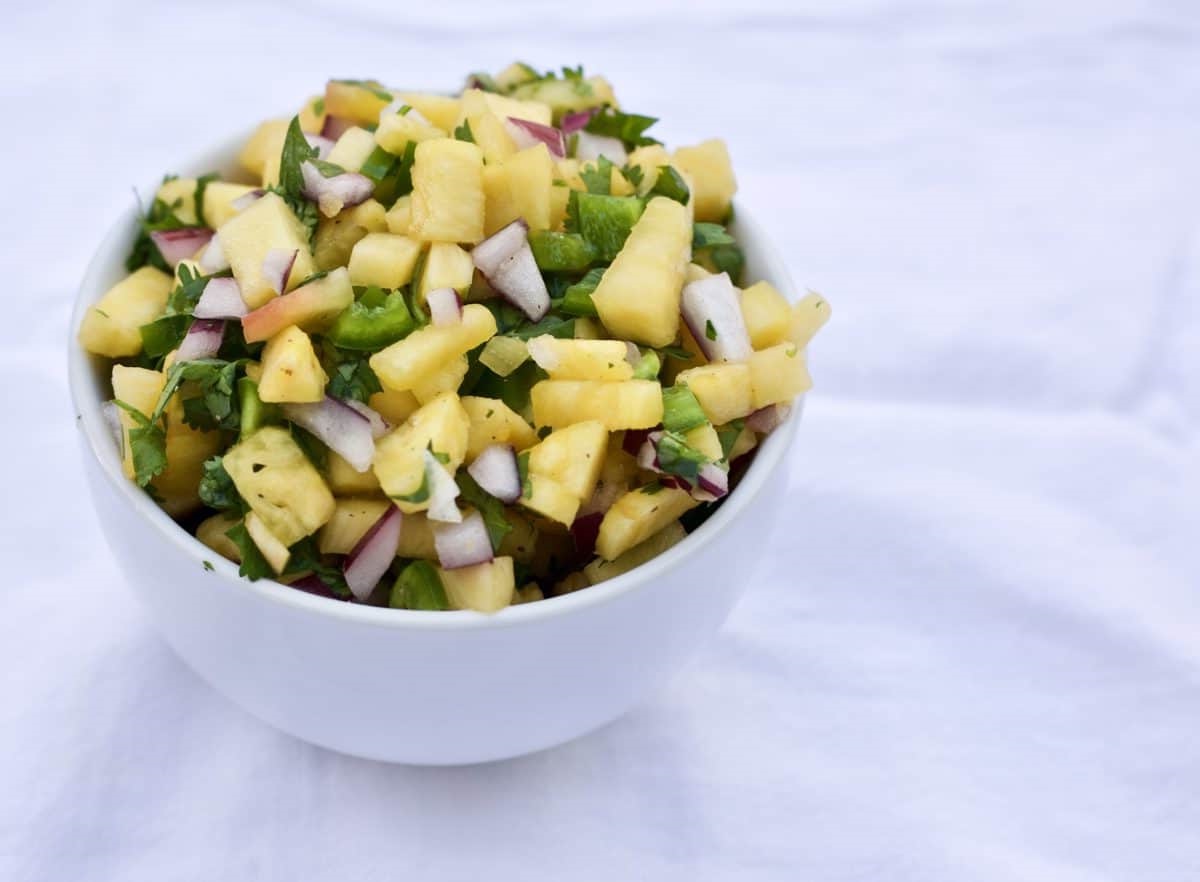 pineapple-jalapeno-salsa