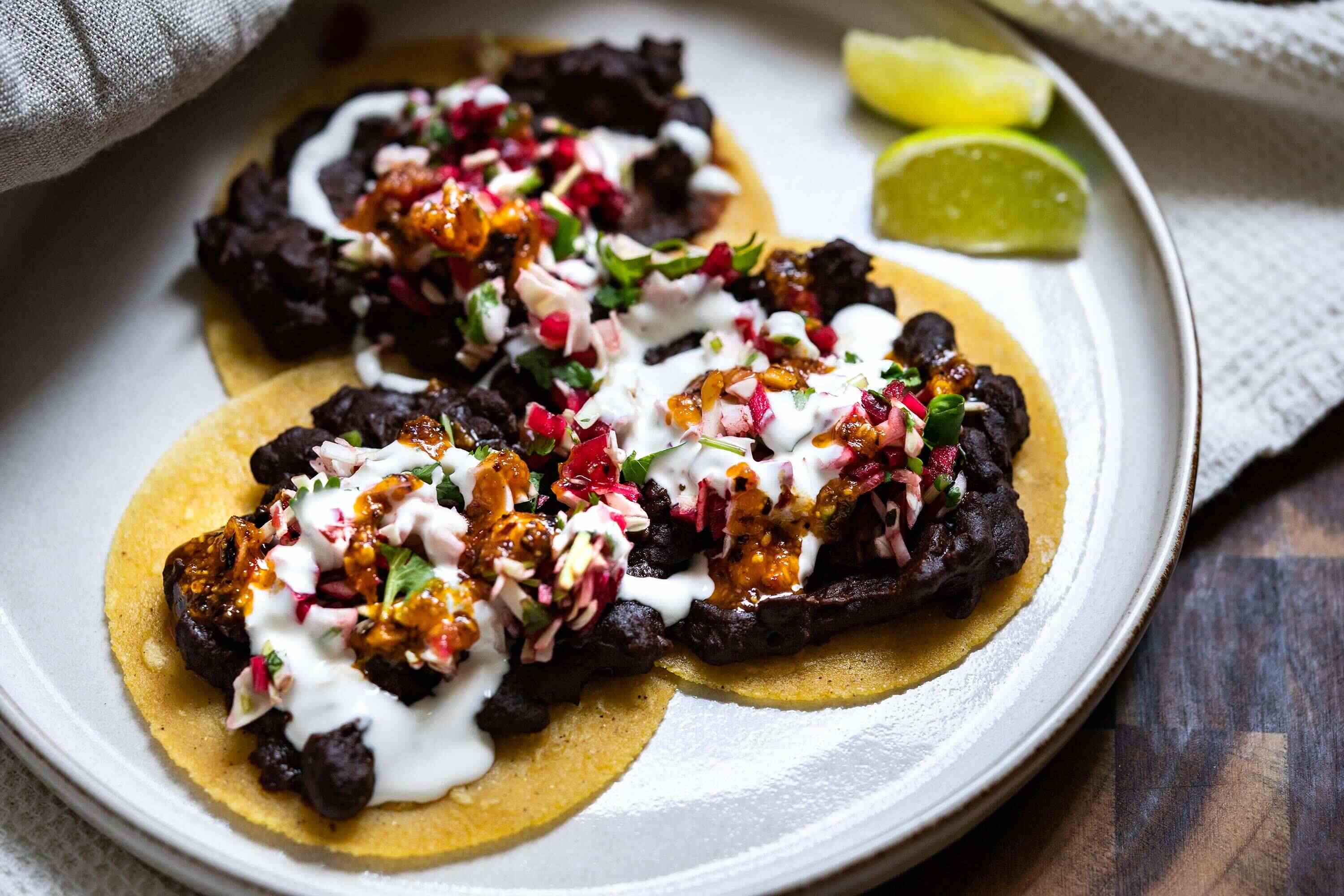 spicy-black-bean-tacos-recipe