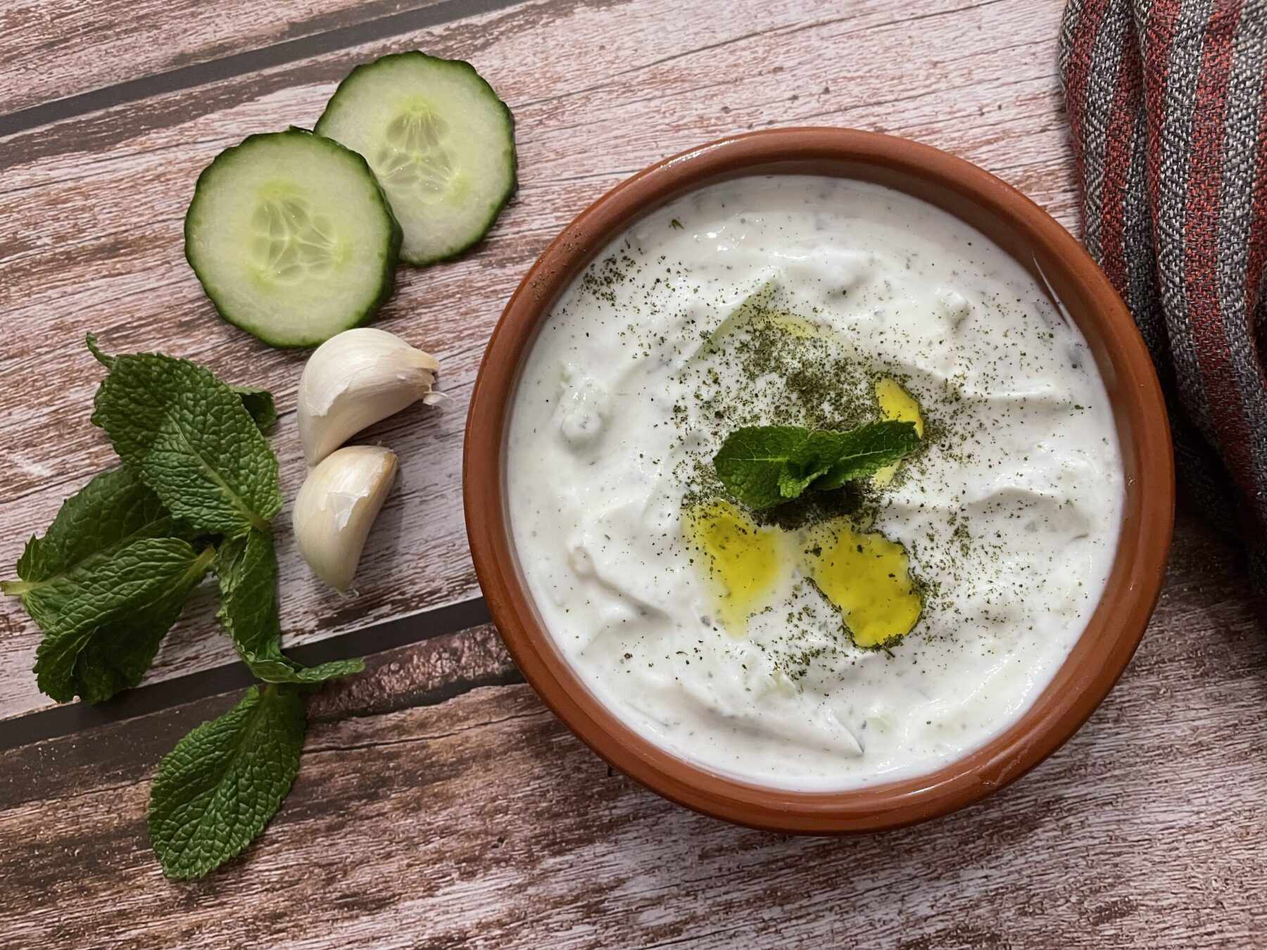 cucumber-yogurt-dip-recipe