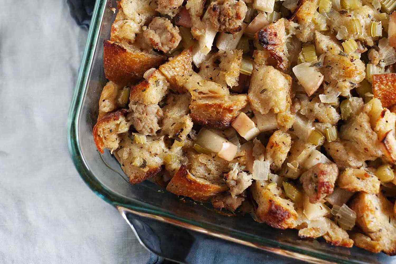 sausage-apple-stuffing-recipe