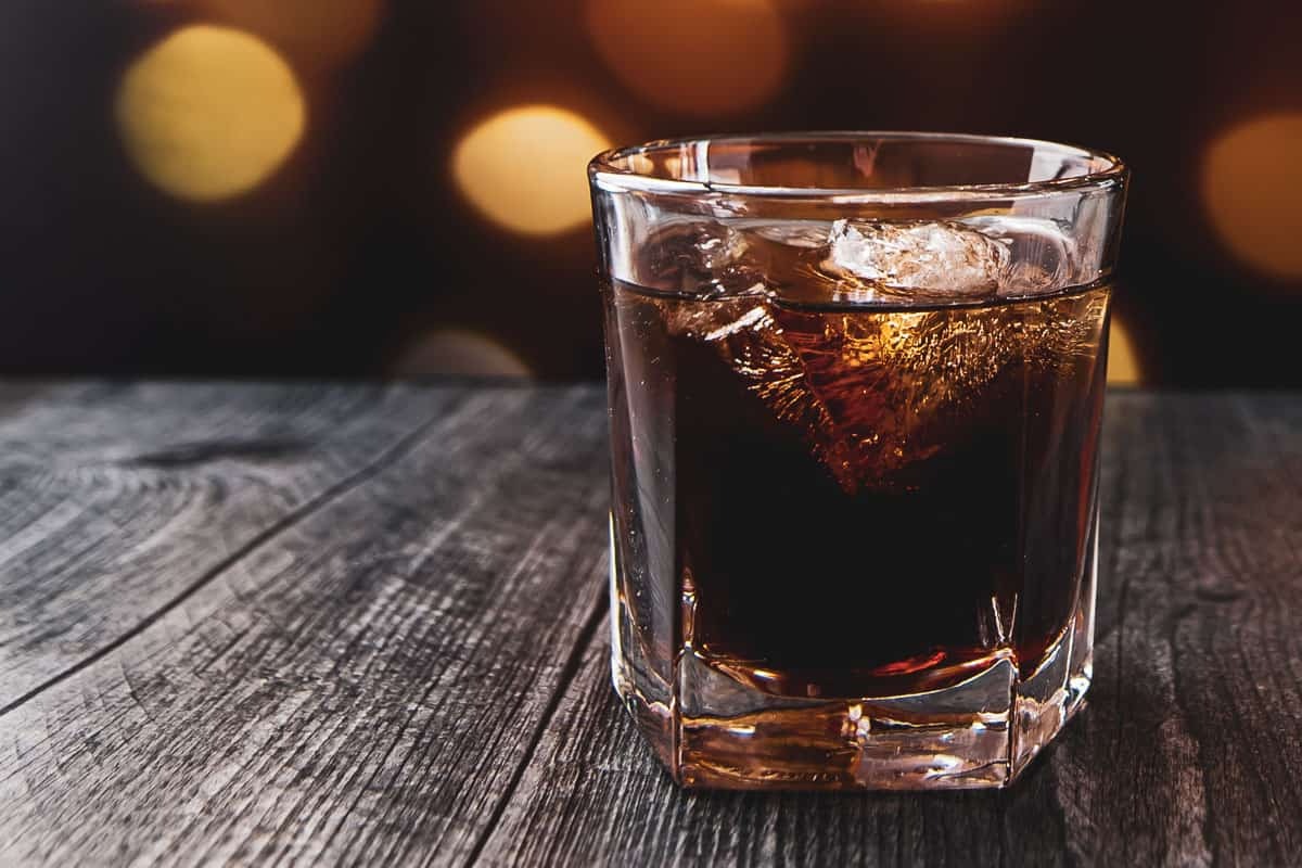 black-russian-cocktail-recipe