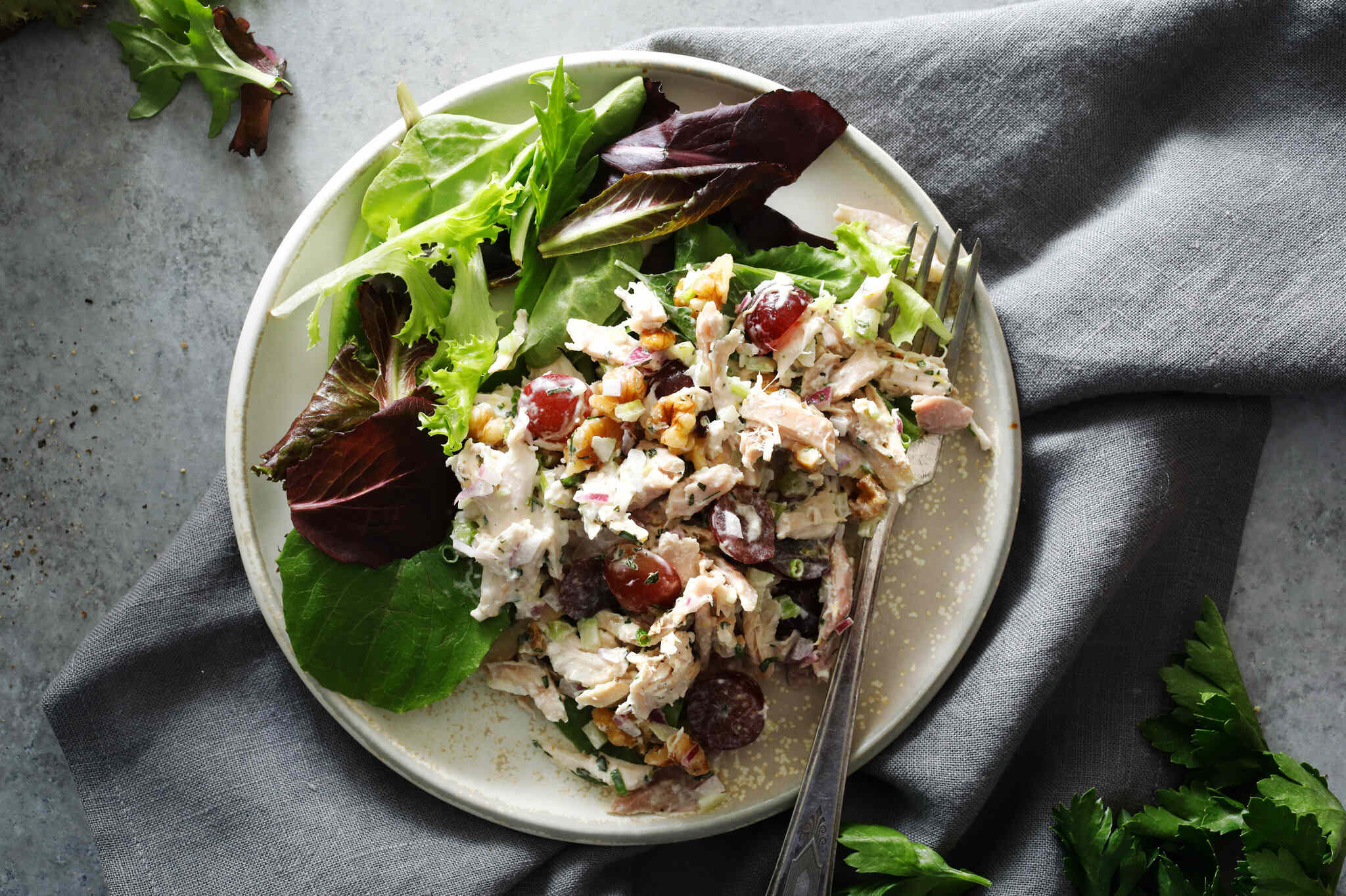 chicken-salad-with-apples-grapes-and-walnuts-recipe