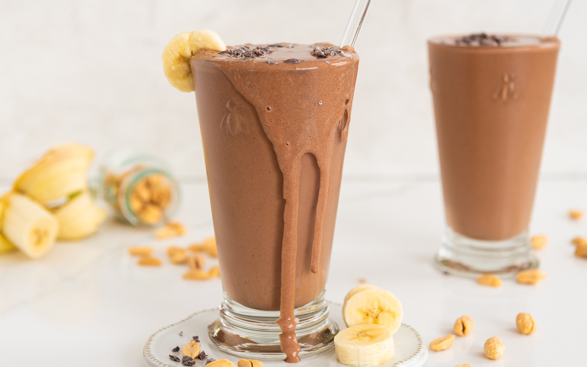 chocolate-banana-peanut-butter-protein-shake-recipe
