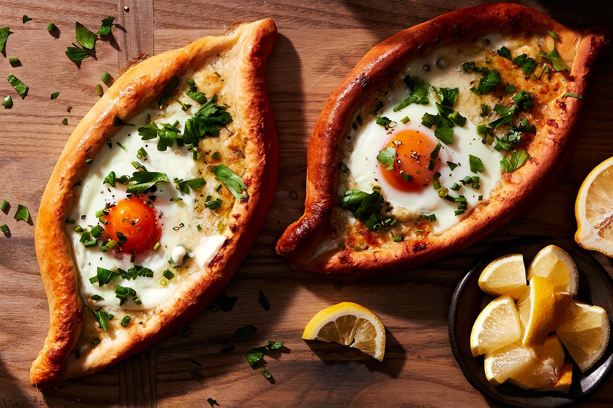 khachapuri-cheese-bread-recipe