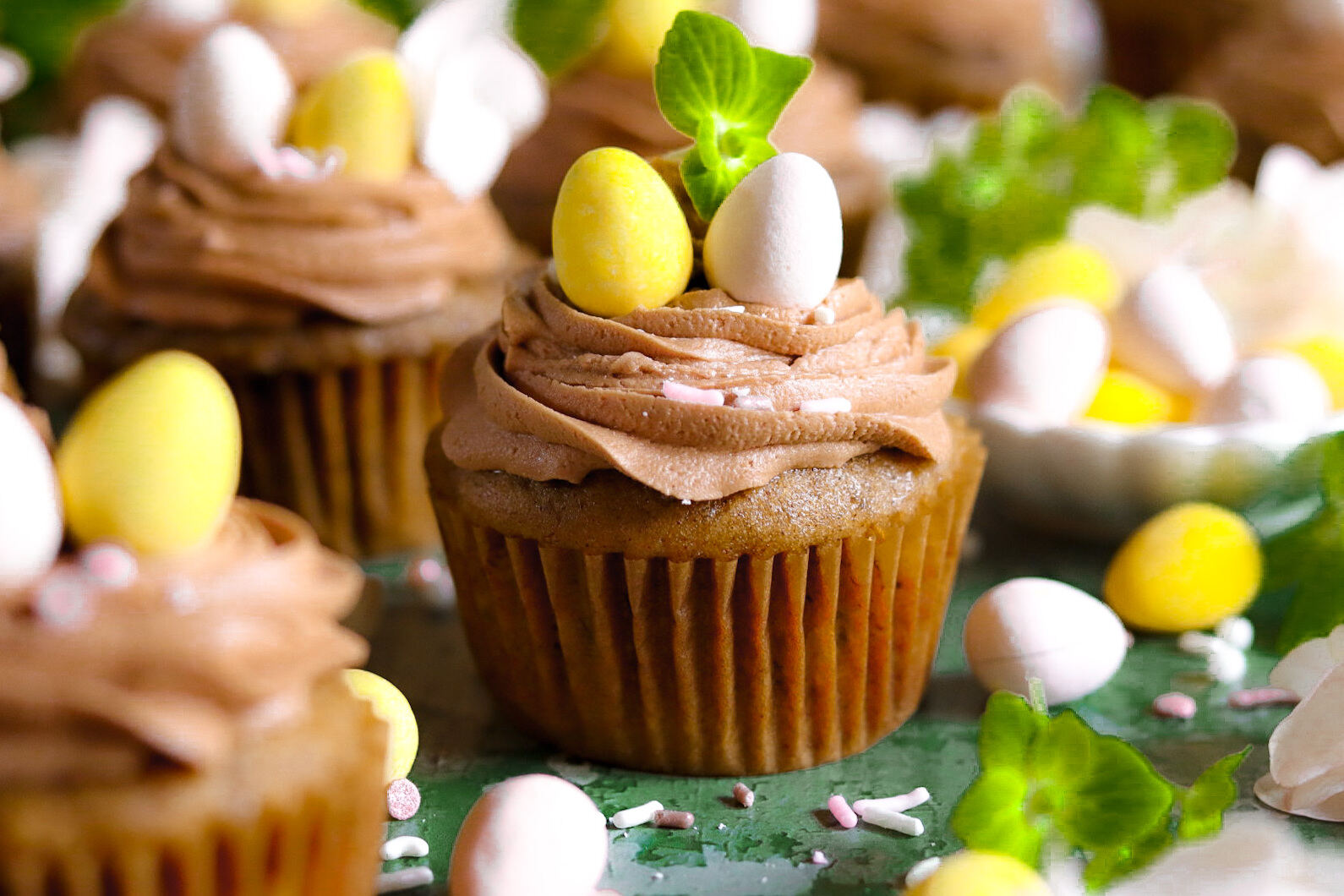 mini-egg-cupcakes-recipe