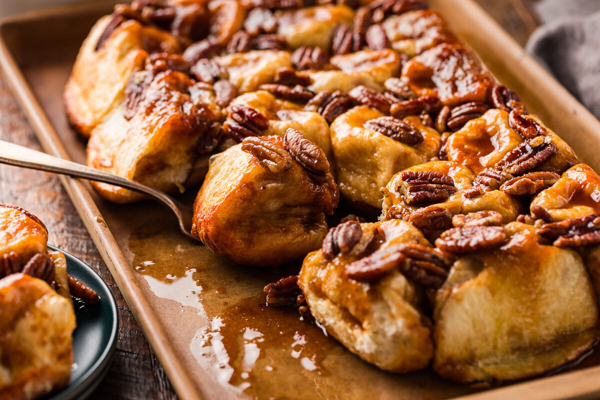 overnight-caramel-pecan-rolls-recipe