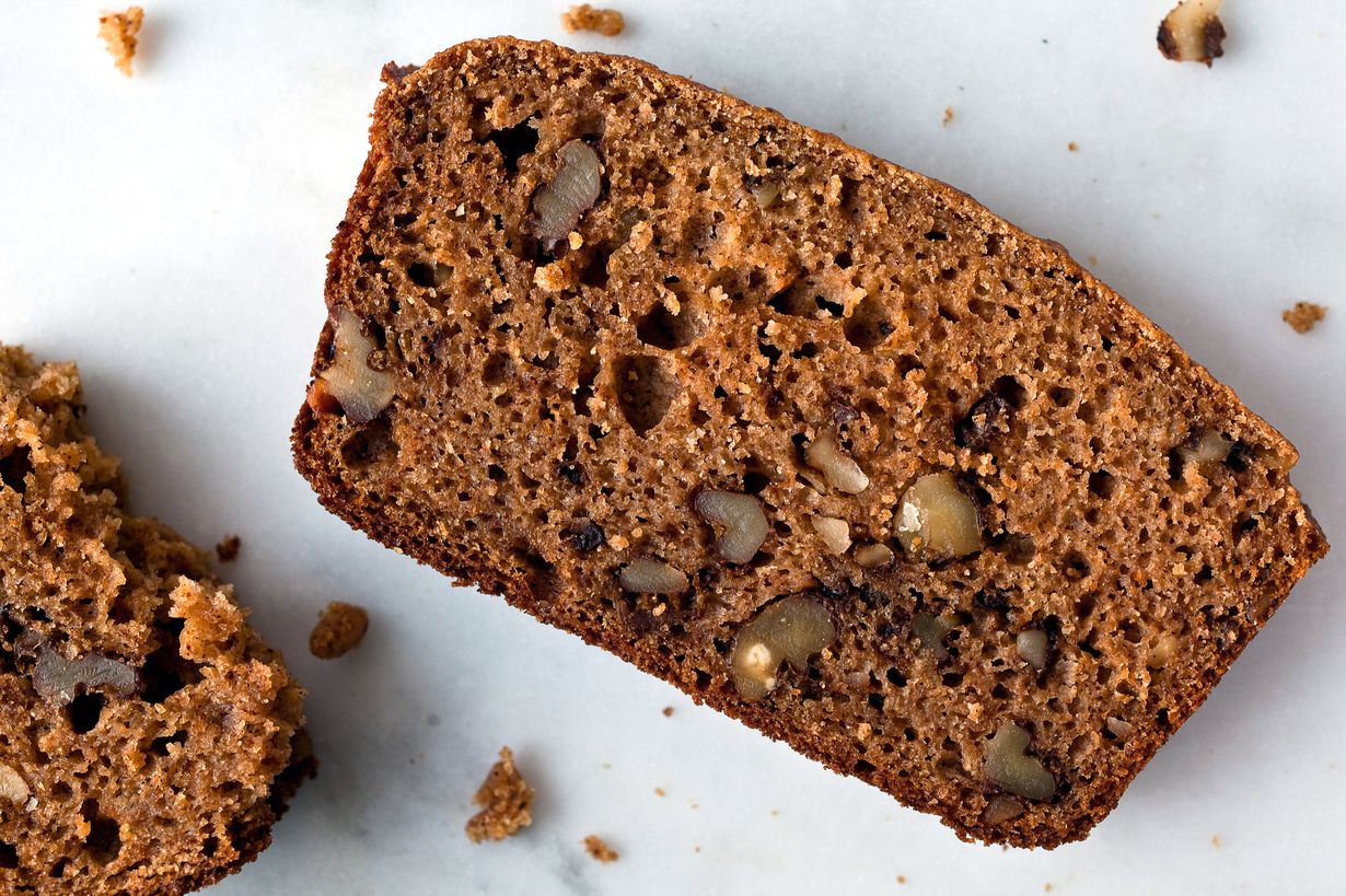 spiced-applesauce-bread-recipe