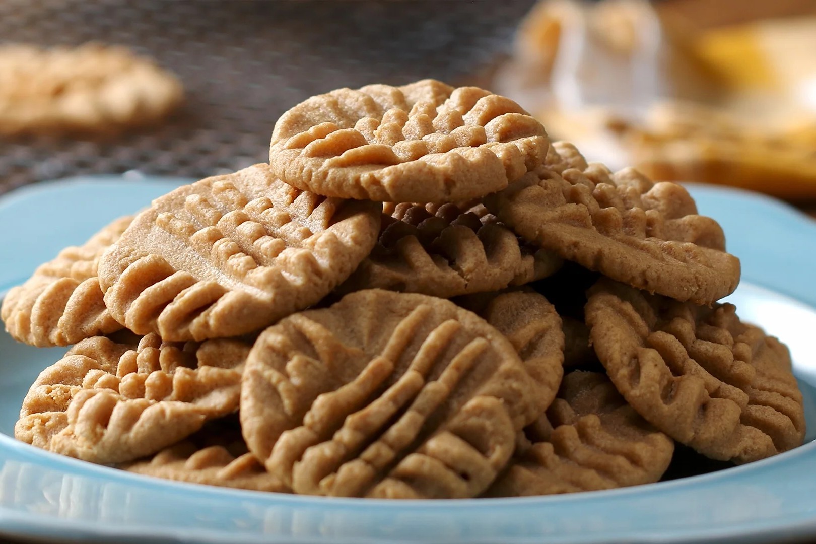 three-ingredient-peanut-butter-cookies-recipe